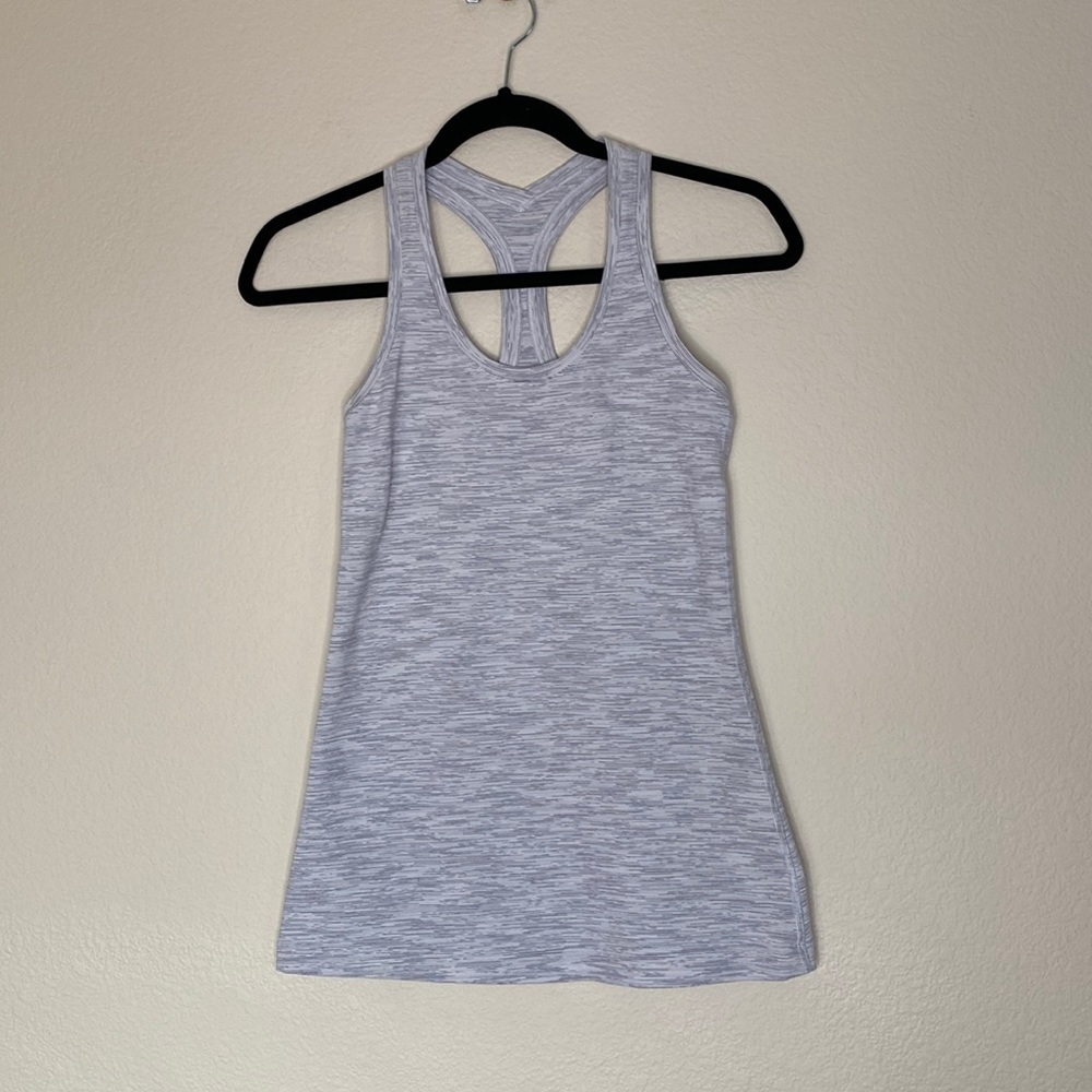 Lululemon CRB grey heathered tank no size dot maybe 4?